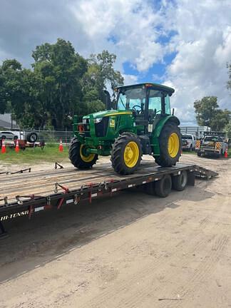 Image of John Deere 5100E equipment image 2