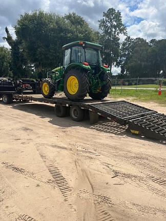 Image of John Deere 5100E equipment image 3