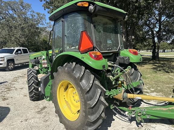 Image of John Deere 5100E equipment image 3