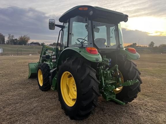 Image of John Deere 5100E equipment image 3