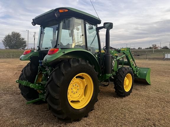 Image of John Deere 5100E equipment image 1