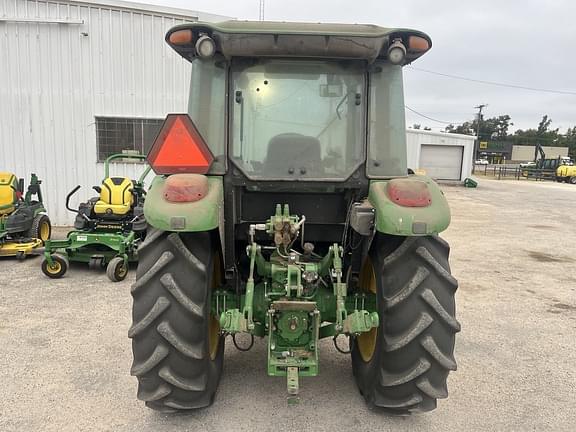 Image of John Deere 5100E equipment image 3