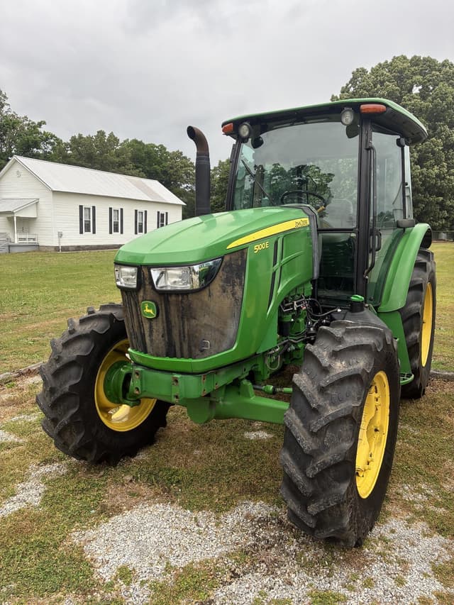 Image of John Deere 5100E equipment image 1