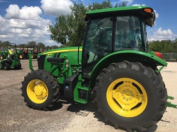 Image of John Deere 5100E equipment image 1