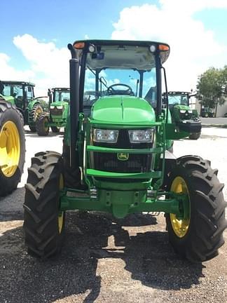 Image of John Deere 5100E equipment image 4