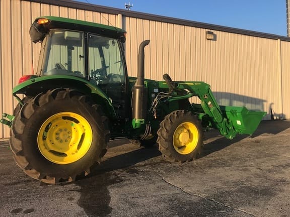2022 John Deere 5100E Image