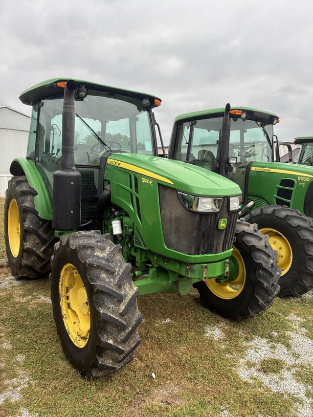 Image of John Deere 5100E equipment image 1