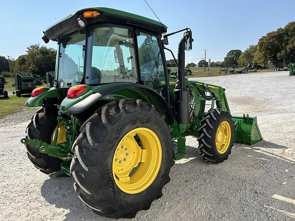 Image of John Deere 5100E equipment image 4