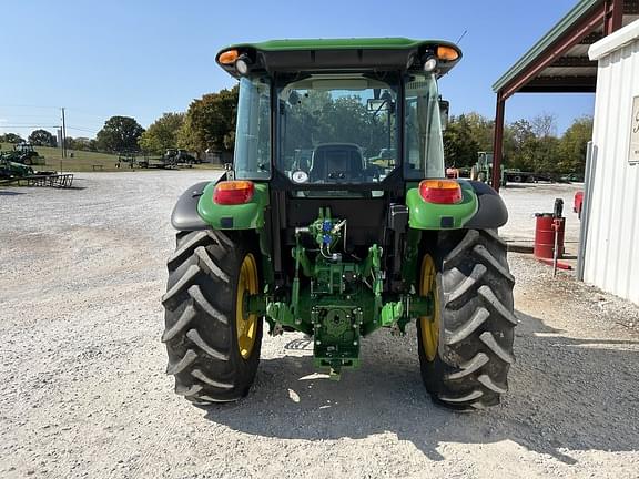 Image of John Deere 5100E equipment image 3