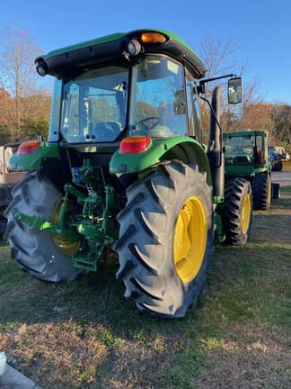 Image of John Deere 5100E equipment image 1