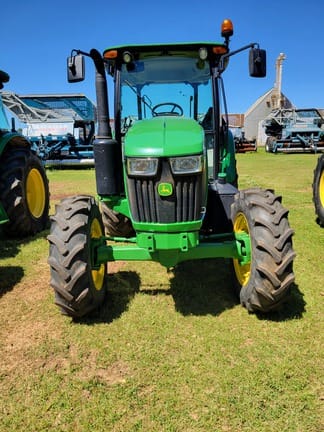 Main image John Deere 5100E