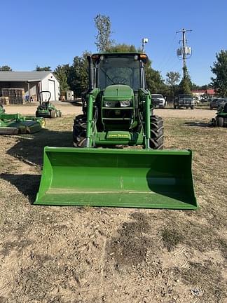 Image of John Deere 5100E equipment image 1