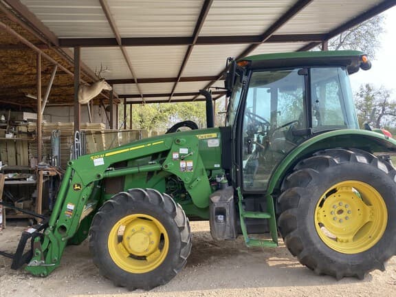 Image of John Deere 5100E equipment image 2