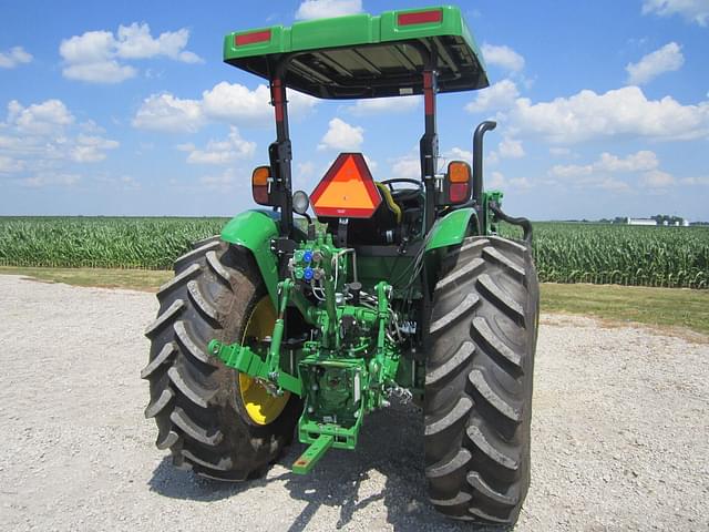 Image of John Deere 5100E equipment image 1