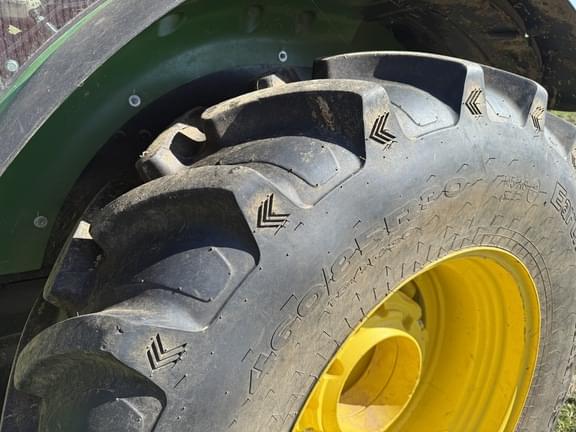 Image of John Deere 5100E equipment image 4