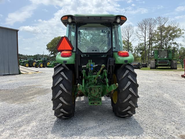 Image of John Deere 5100E equipment image 3