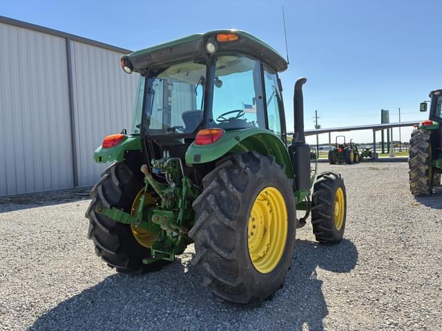 Image of John Deere 5100E equipment image 4