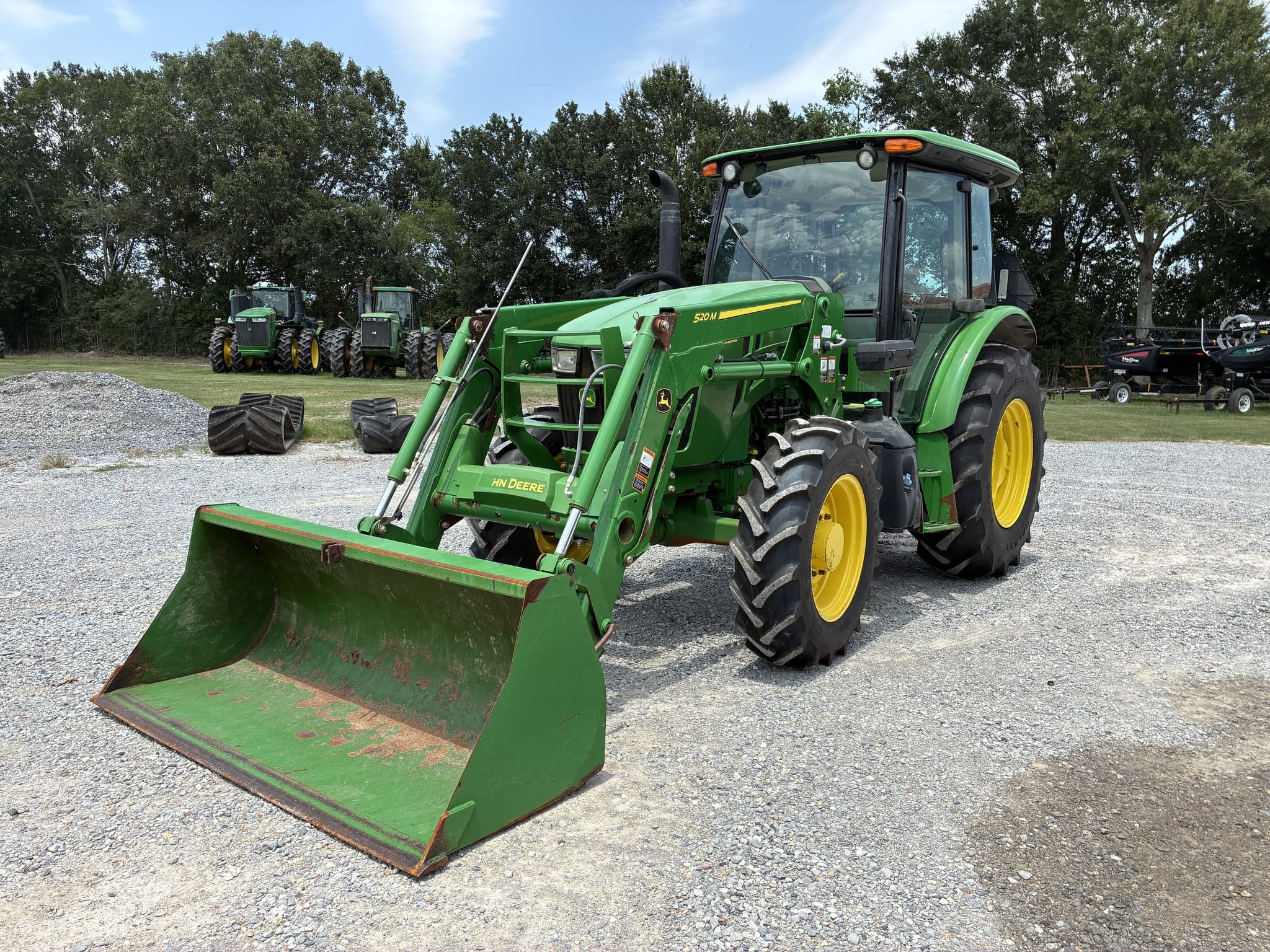 2022 John Deere 5100E Equipment Image0