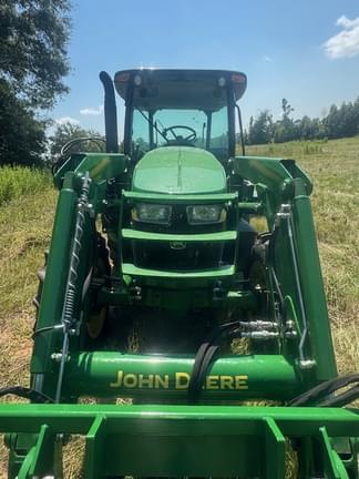 Image of John Deere 5100E equipment image 3