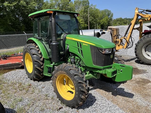 Image of John Deere 5100E equipment image 3