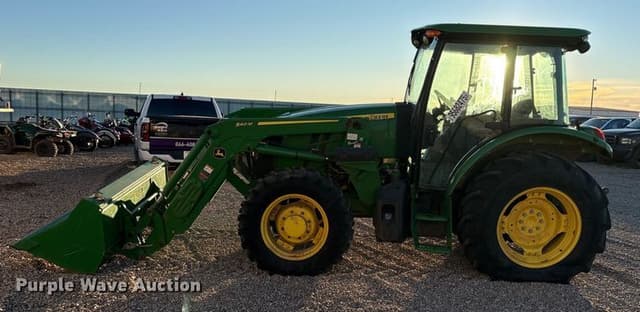 Image of John Deere 5100E equipment image 3
