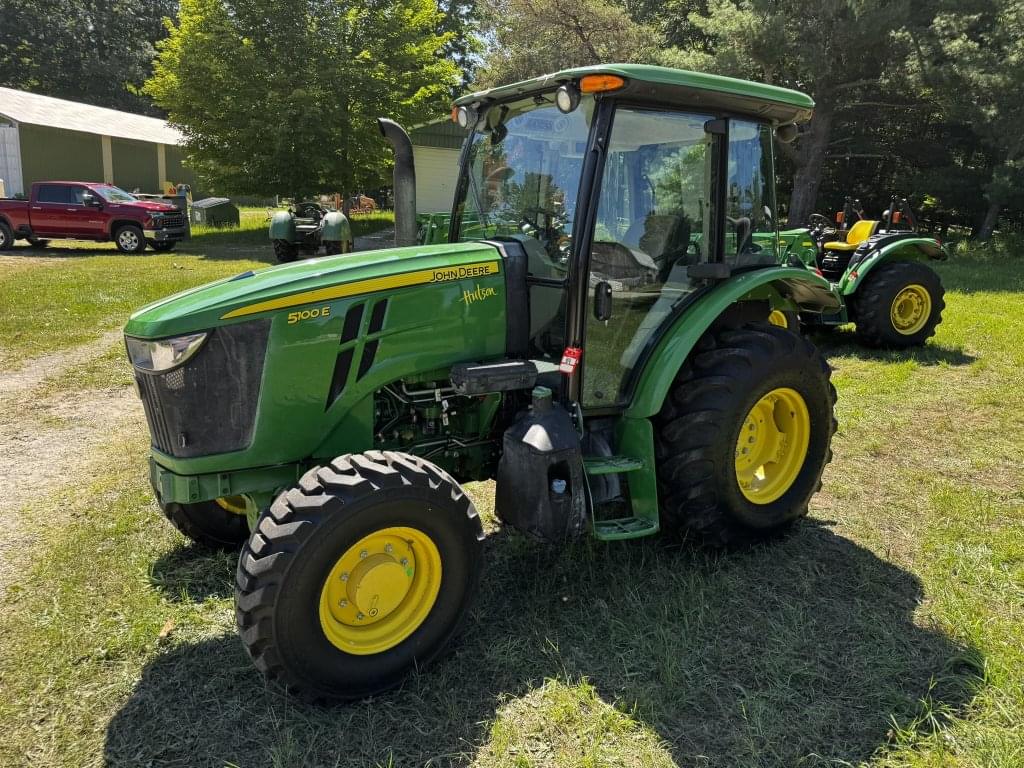 Image of John Deere 5100E Primary image
