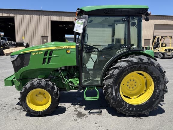 Image of John Deere 5100GN equipment image 1