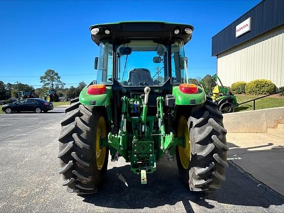 Image of John Deere 5100M equipment image 2