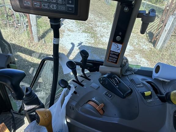 Image of John Deere 5100M equipment image 2
