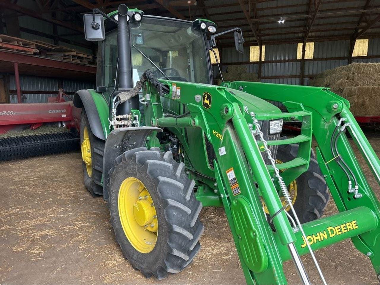 2022 John Deere 5100M Equipment Image0