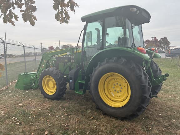 Image of John Deere 5100M equipment image 2