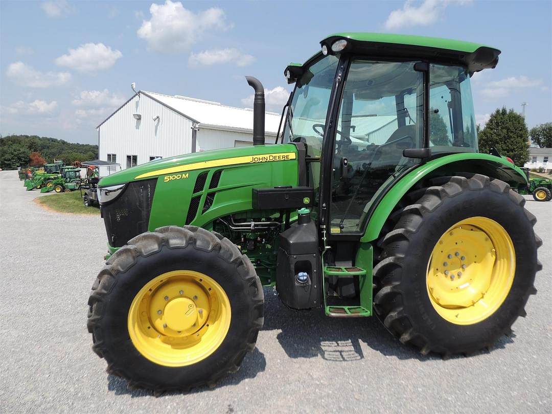 Image of John Deere 5100M Primary image