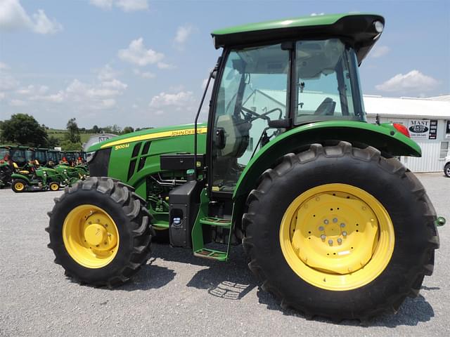 Image of John Deere 5100M equipment image 1