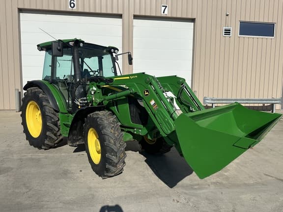 Image of John Deere 5100M equipment image 1