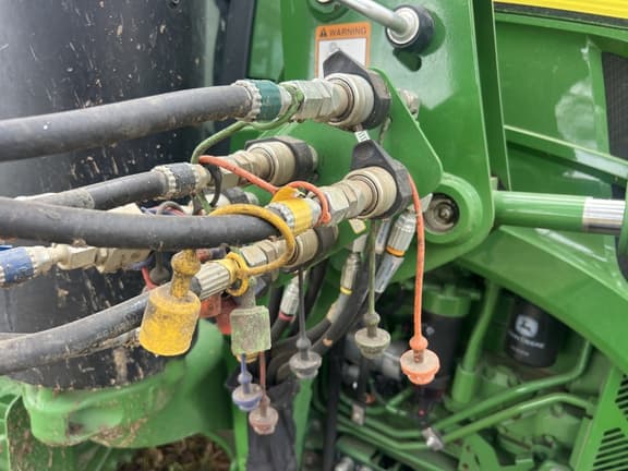 Image of John Deere 5100M equipment image 1