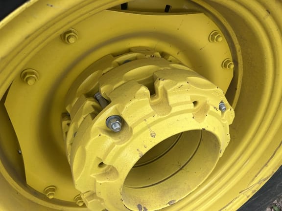 2022 John Deere 5100M Equipment Image0