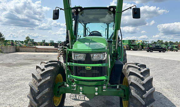 Image of John Deere 5100M equipment image 4