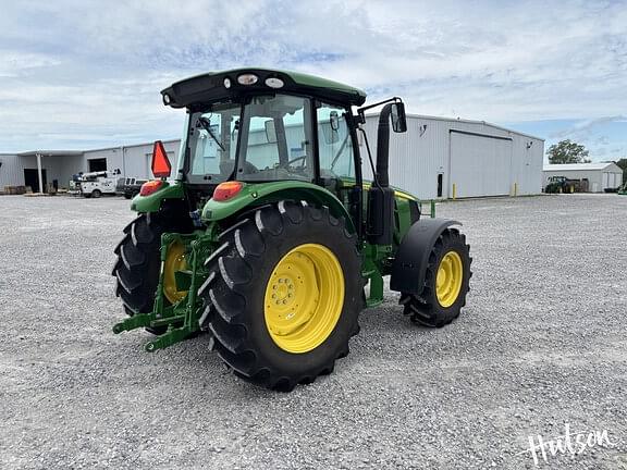 Image of John Deere 5100M equipment image 4