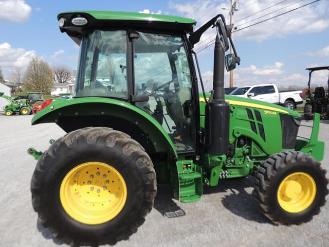 Image of John Deere 5100M equipment image 3