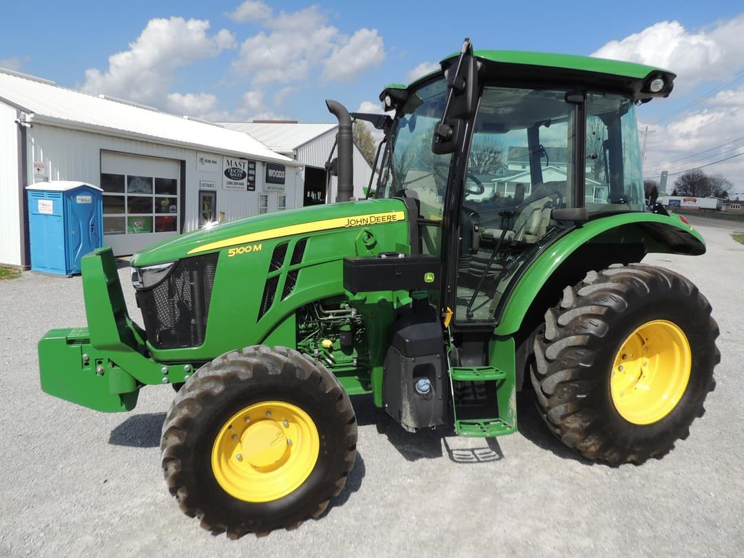 Image of John Deere 5100M Primary image