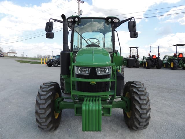 Image of John Deere 5100M equipment image 4