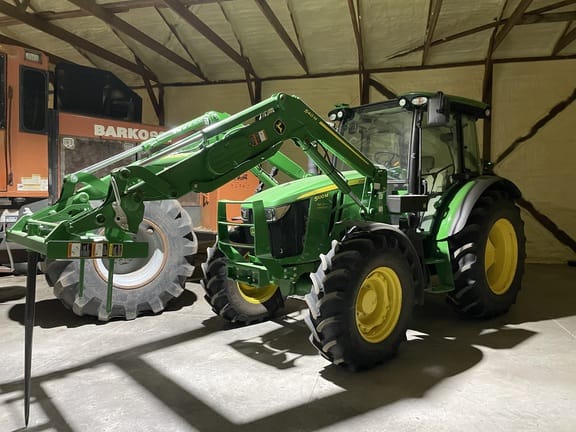2022 John Deere 5100M Equipment Image0
