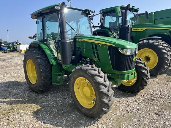 Image of John Deere 5100M equipment image 1