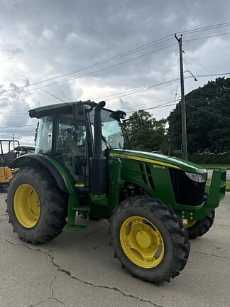 Image of John Deere 5100M equipment image 2