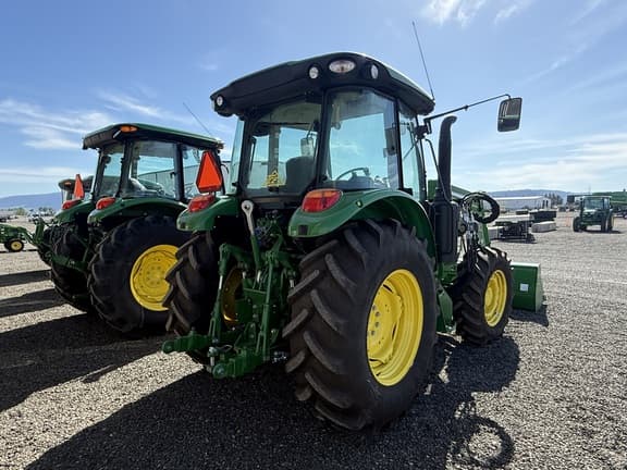 Image of John Deere 5100M equipment image 4