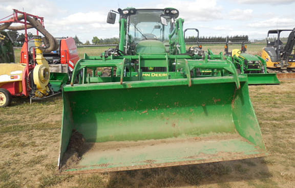 Image of John Deere 5100M equipment image 3