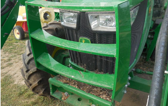 Image of John Deere 5100M equipment image 4