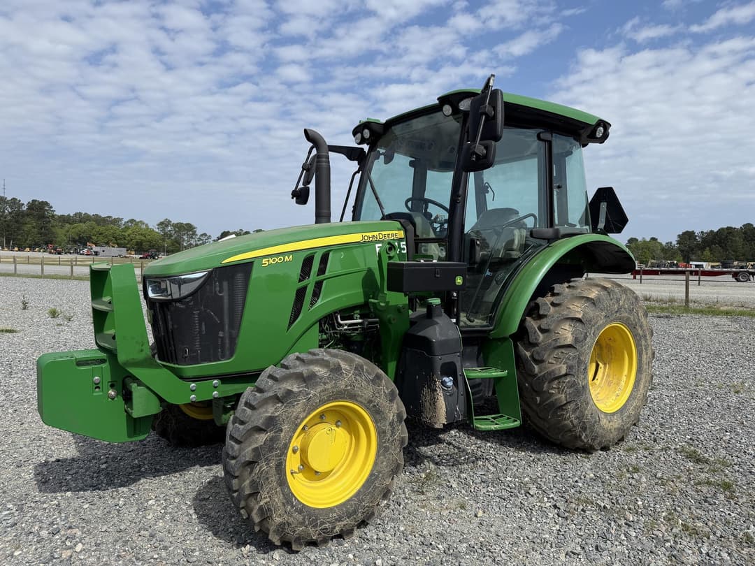 Image of John Deere 5100M Primary image