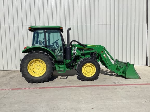 Image of John Deere 5100M equipment image 4