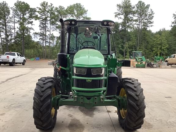 Image of John Deere 5100M equipment image 3